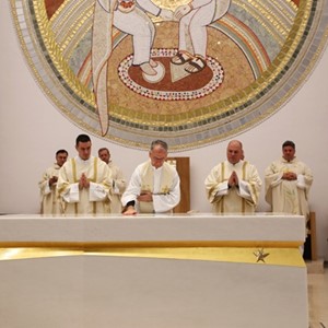 Nadbiskup Kutleša posvetio župnu i samostansku crkvu Majke Božje Lurdske u Zagrebu